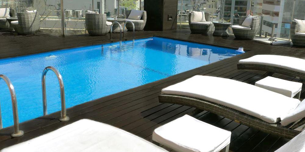 725 Continental Hotel Buenos Aires Eksteriør bilde A swimming pool