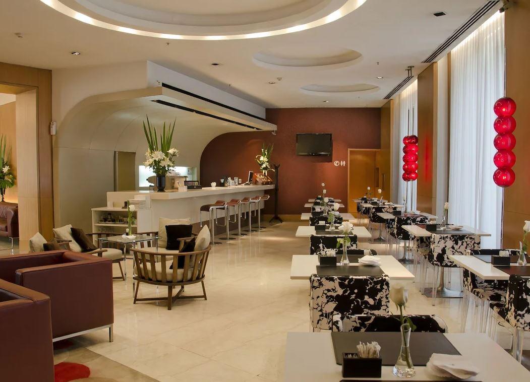 725 Continental Hotel Buenos Aires Eksteriør bilde The lounge at the airport
