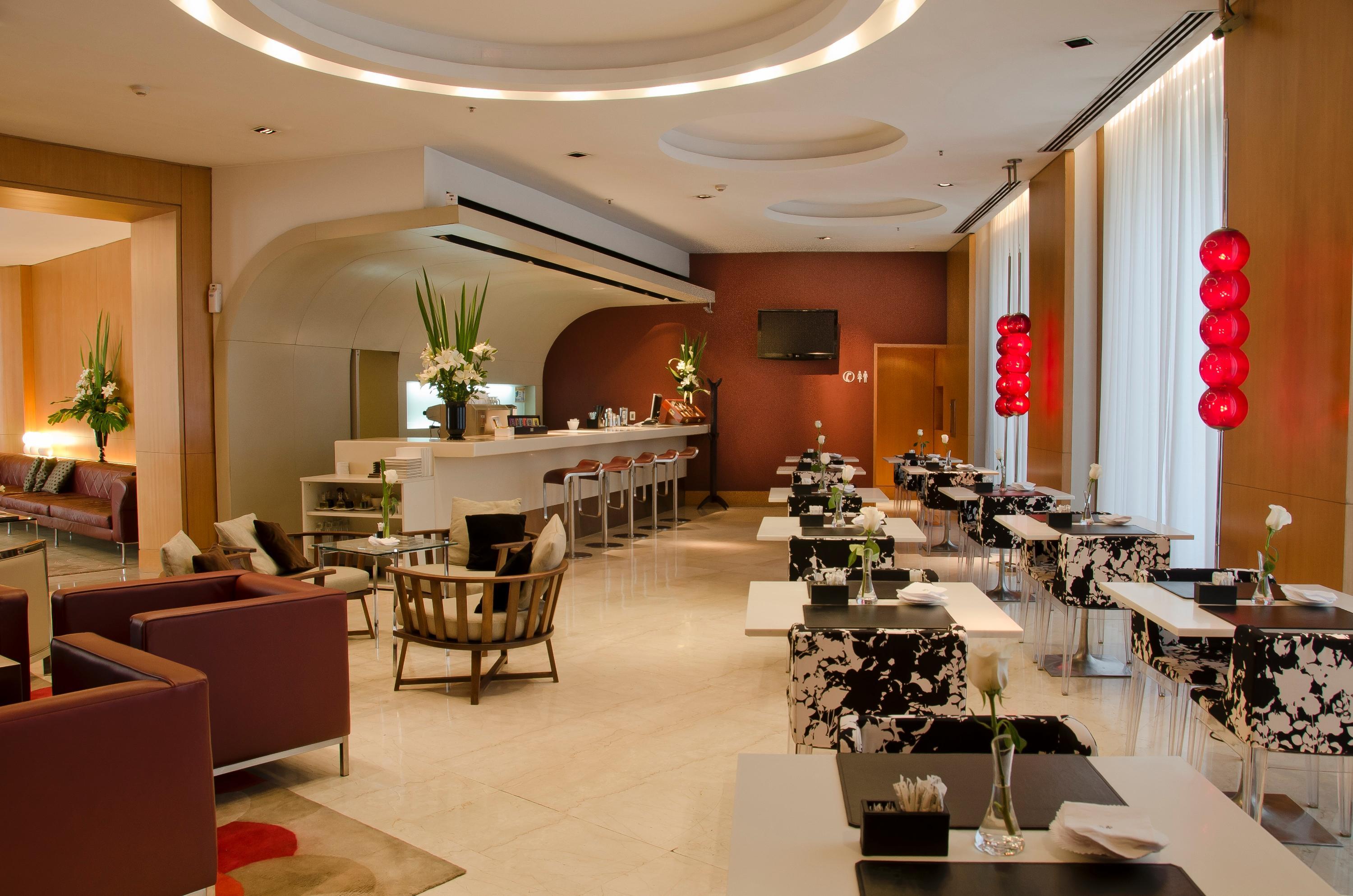 725 Continental Hotel Buenos Aires Eksteriør bilde The lounge at the airport